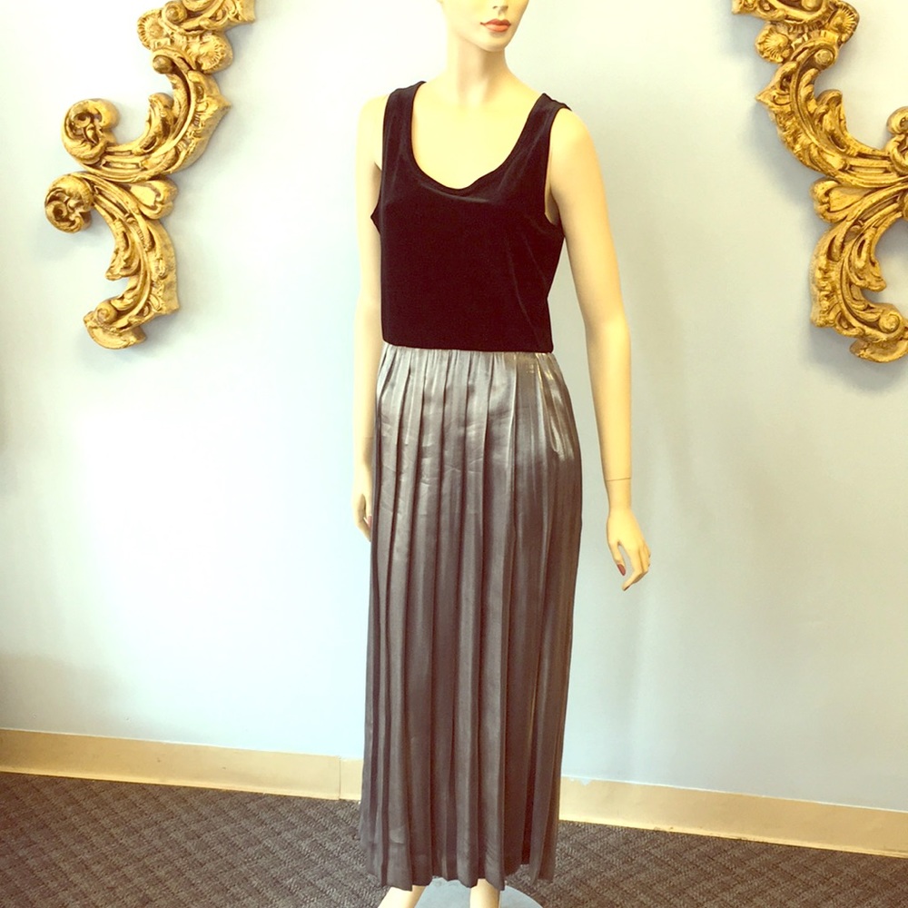 Vintage Karin Stevens black  silver evening dress